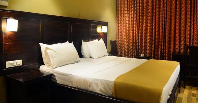 Ranis Grand Hotel Коимбаторе Екстериор снимка