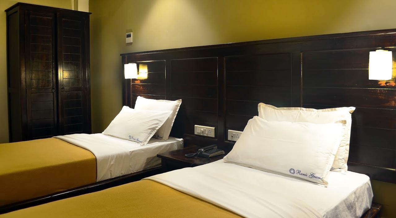 Ranis Grand Hotel Коимбаторе Екстериор снимка